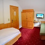 Hotel Garni Alpenblick Ischgl