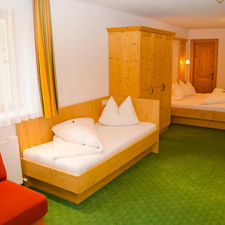 Garni Alpenblick Hotel Ischgl