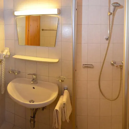 Hotel Garni Alpenblick Ischgl